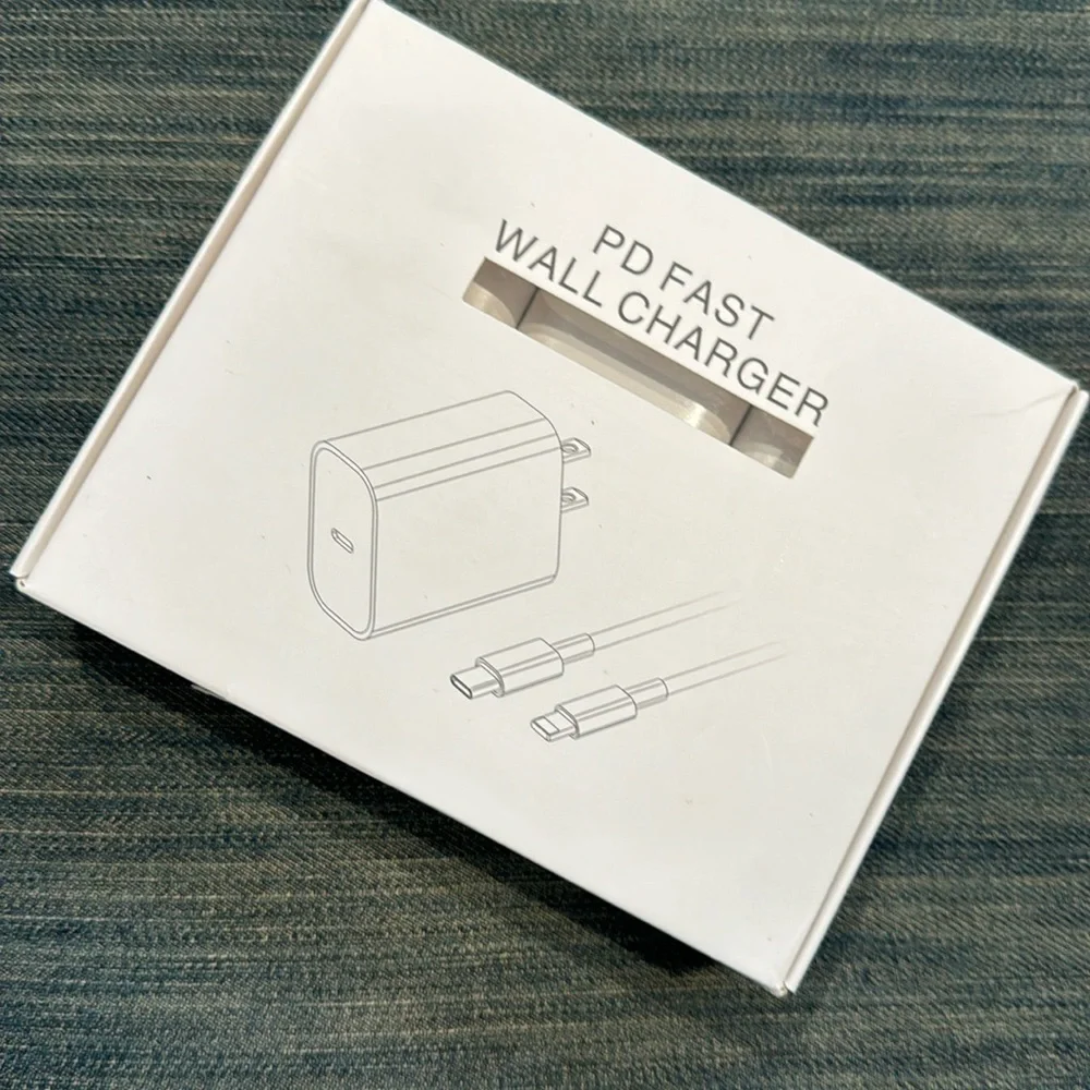 NWT iPhone PD fast wall chargers set of 3